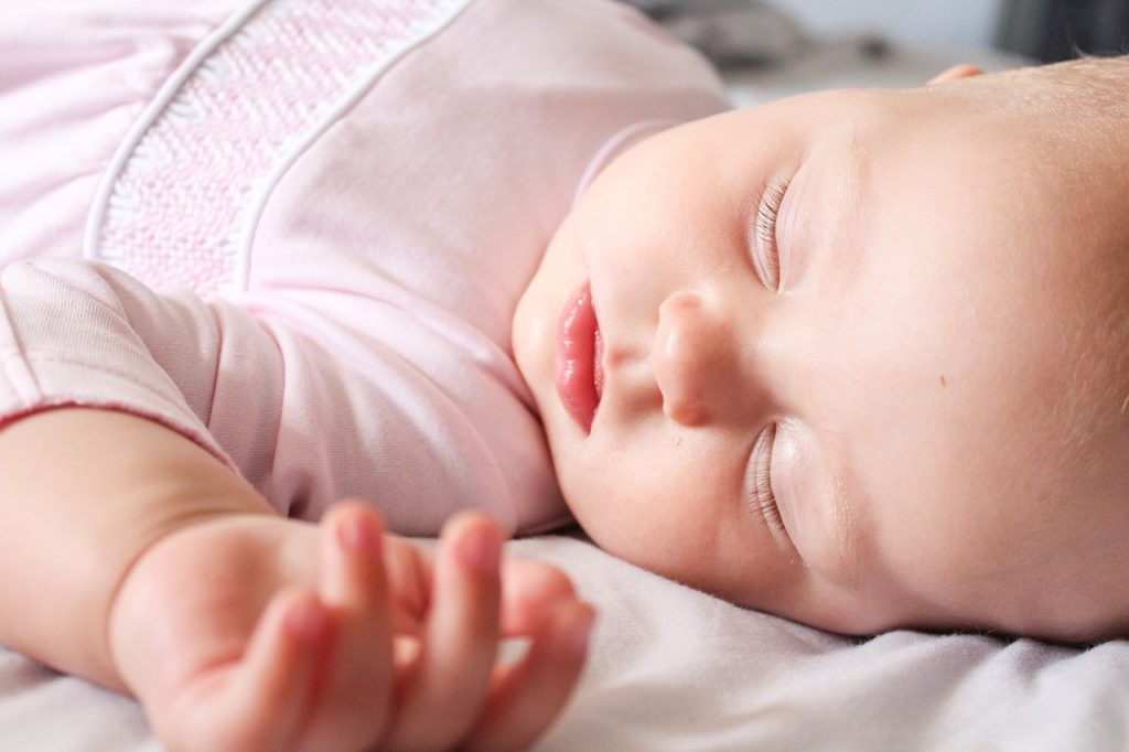 Why are babies crying? Hunger, Lonely, Bored Toddlers Need